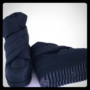 UGG Black  boots